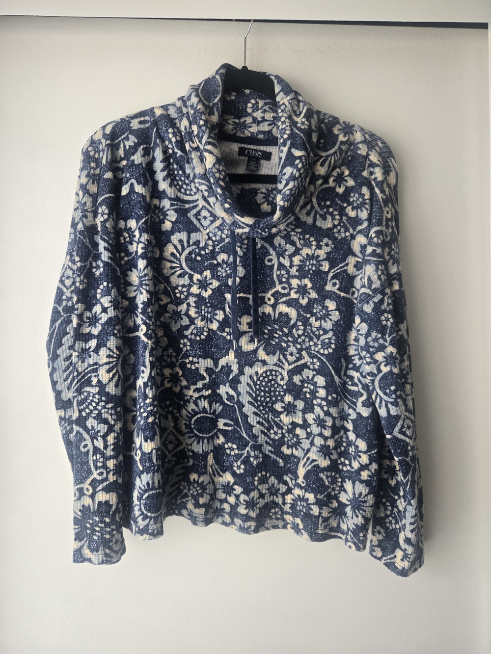 Chaps Blue and White Floral Cowl Neck Knit Shirt-Size Large